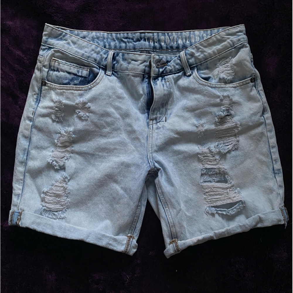Ripped Jean shorts